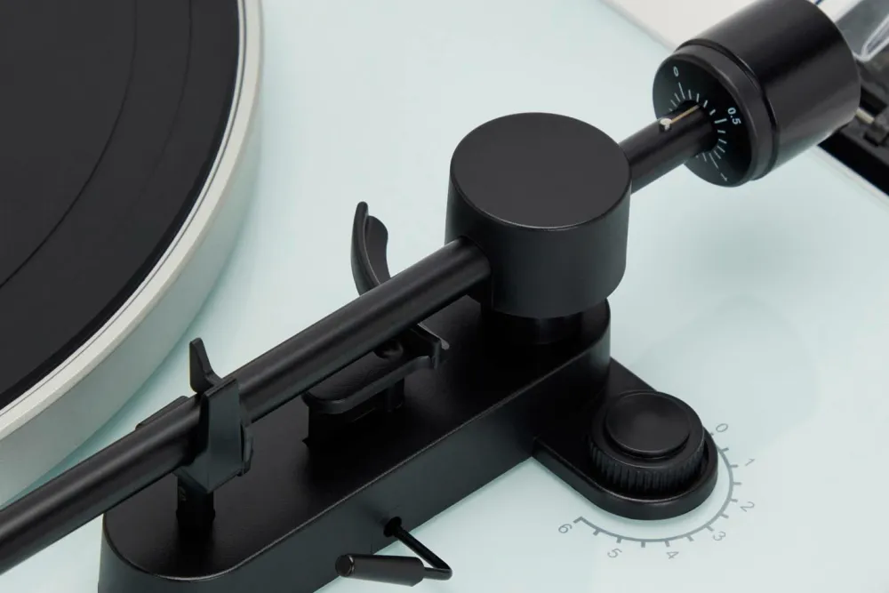 Aiwa Vinylpladespiller med bluetooth og usb No color Discount