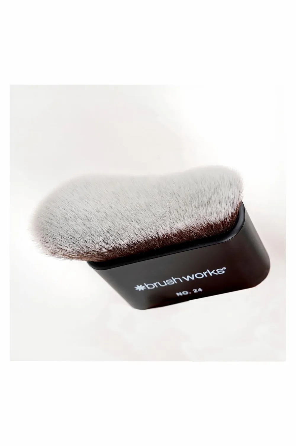 Brushworks No. 24 Blending Face & Body Brush No Color Discount