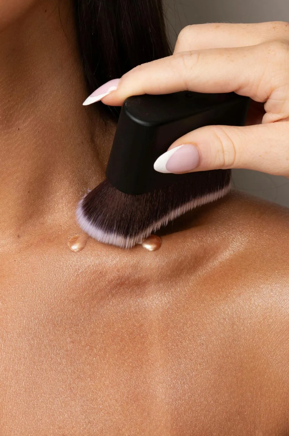 Brushworks No. 24 Blending Face & Body Brush No Color Discount