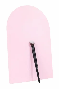 Brushworks No. 25 Brightening Concealer Brush No Color Sale