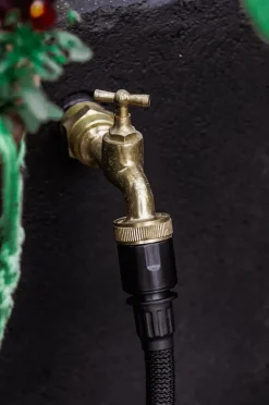 by Benson Planter & Blomster><noscript><img width=