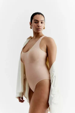 Chantelle Bodystocking Smooth Comfort Shapewear Clay Nude Best