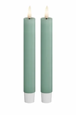 DeluxeHomeart Lys & Duft>LED Keglelys 2,2x15 cm 2 stk. Salviegrøn