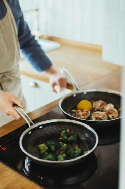 Dorre Stegepande i kulstofstål Eminence Rustfrit stål