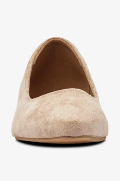 Duffy Ballerinasko><noscript><img width=