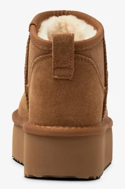 Duffy Boots Camel Hot