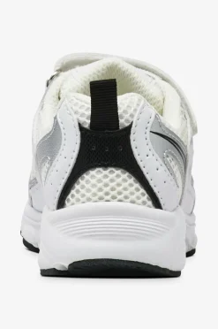 Duffy Sneakers><noscript><img width=