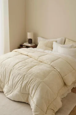 Ellos Sengetæppe Eminella Varm beige Hot