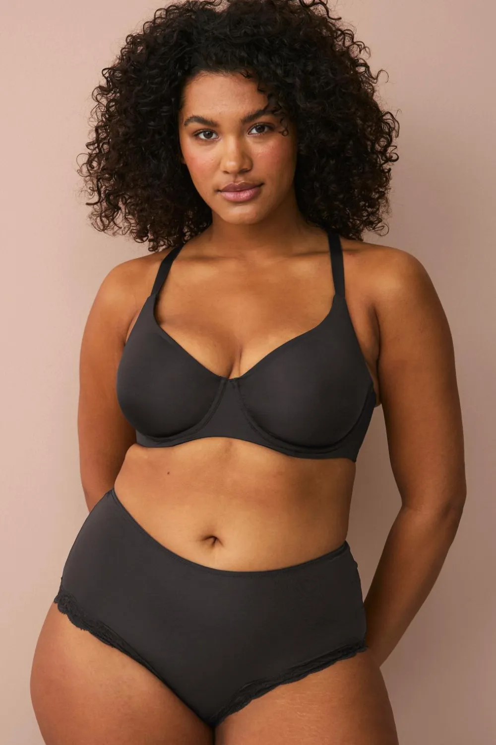 Ellos Bh'Er>Collection Bh med bøjler i mikrofiber Sort