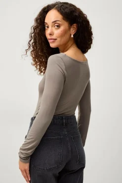 Ellos Collection Body med Bådhals Mørk beige Clearance