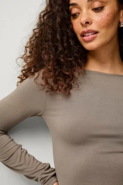 Ellos Collection Body med Bådhals Mørk beige Clearance