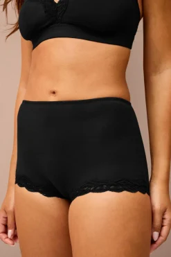 Ellos Trusser><noscript><img width=