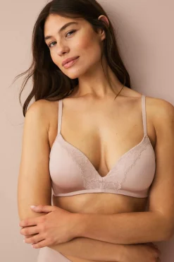 Ellos Bh'Er>Collection Foret blød BH med blondedetaljer Beige