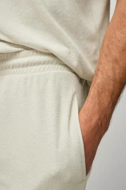 Ellos Shorts><noscript><img width=