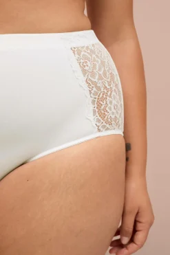 Ellos Trusser><noscript><img width=