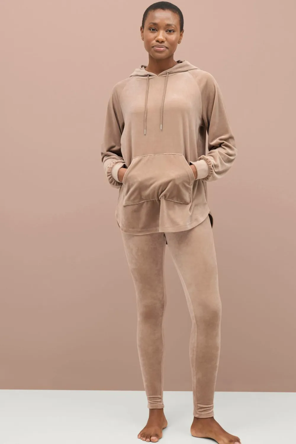 Ellos Loungewear & Homewear>Collection Hættetrøje i velour Beige