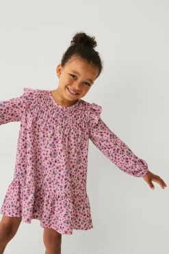 Ellos Collection Kjole med smock og flæser rosa blomstret Best