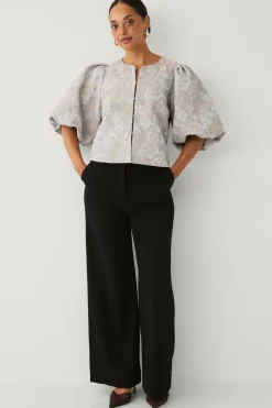 Ellos Collection Kort blusejakke med blomstermønster Beige/blå helprint Outlet