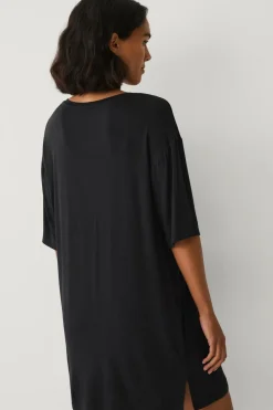 Ellos Collection Natkjole med stort T Sort Discount