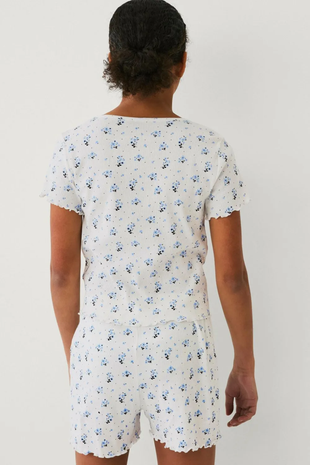 Ellos Nattøj & Homewear>Collection Pyjamassæt Hvidblomstret