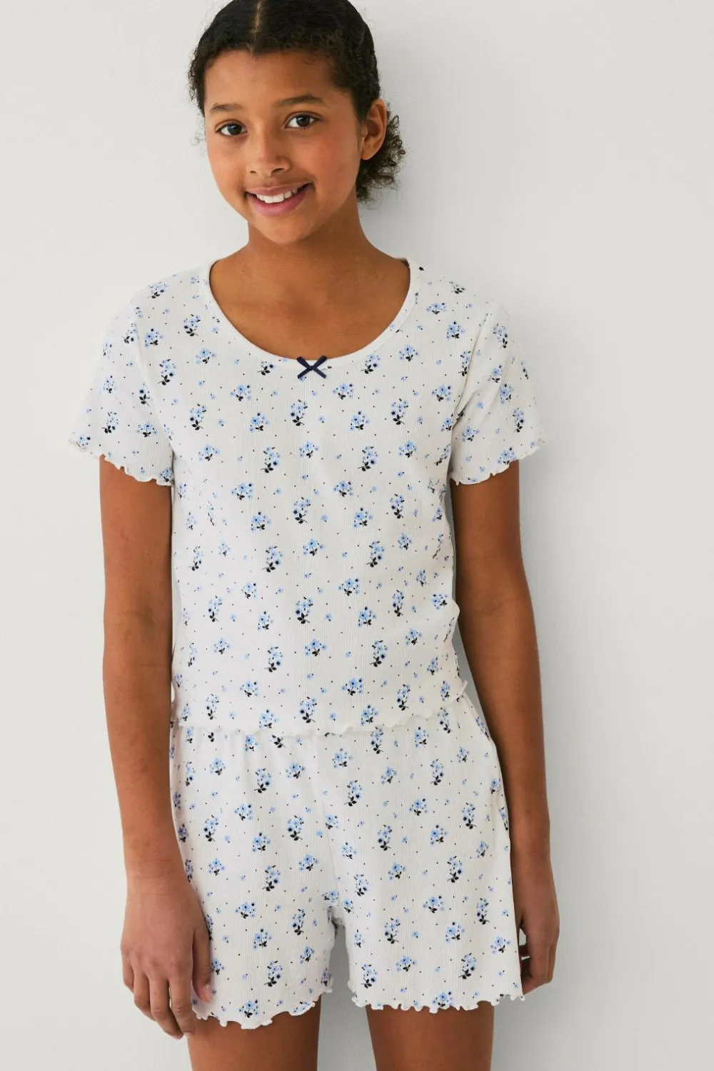 Ellos Nattøj & Homewear>Collection Pyjamassæt Hvidblomstret