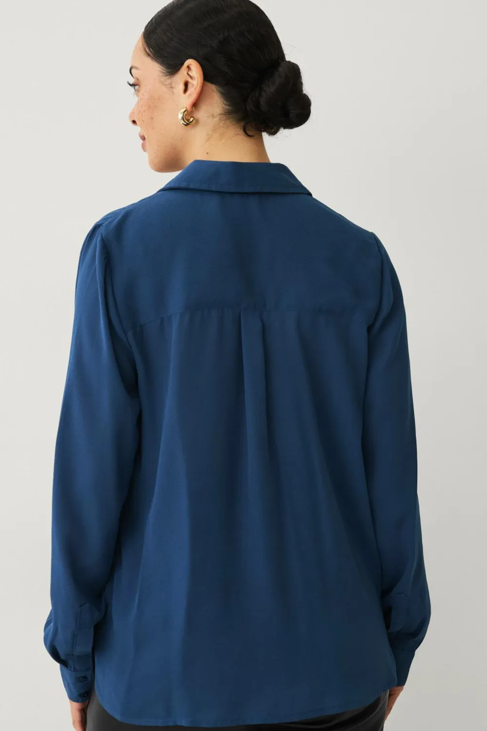 Ellos Collection Skjorte i crepe Blå Outlet