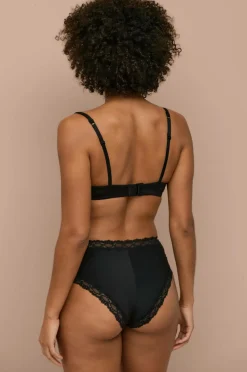 Ellos Collection Trusser med blonder i taljen Sort Online