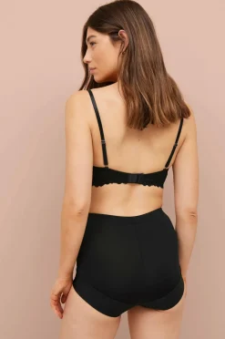 Ellos Bh'Er>Collection Uforet bh med bøjler i blonder Sort