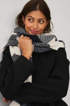 Ellos Tørklæder & Halstørklæder>Collection Vævet halstørklæde 207x70 cm Sort/Creme