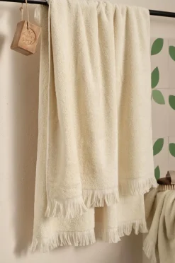 Ellos Badeværelsestekstiler>Home Badehåndklæde Molly 70x140 cm Cremehvid