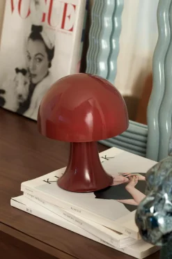 Ellos Bordlamper>Home Batteridrevet bordlampe Betty Shiny Dark Red