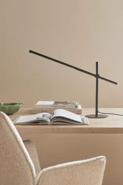 Ellos Home Bordlampe Atom LED Mat sort Discount