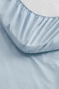 Ellos Home Faconsyet lagen Crystal i bomuldspercale Lyseblå Hot