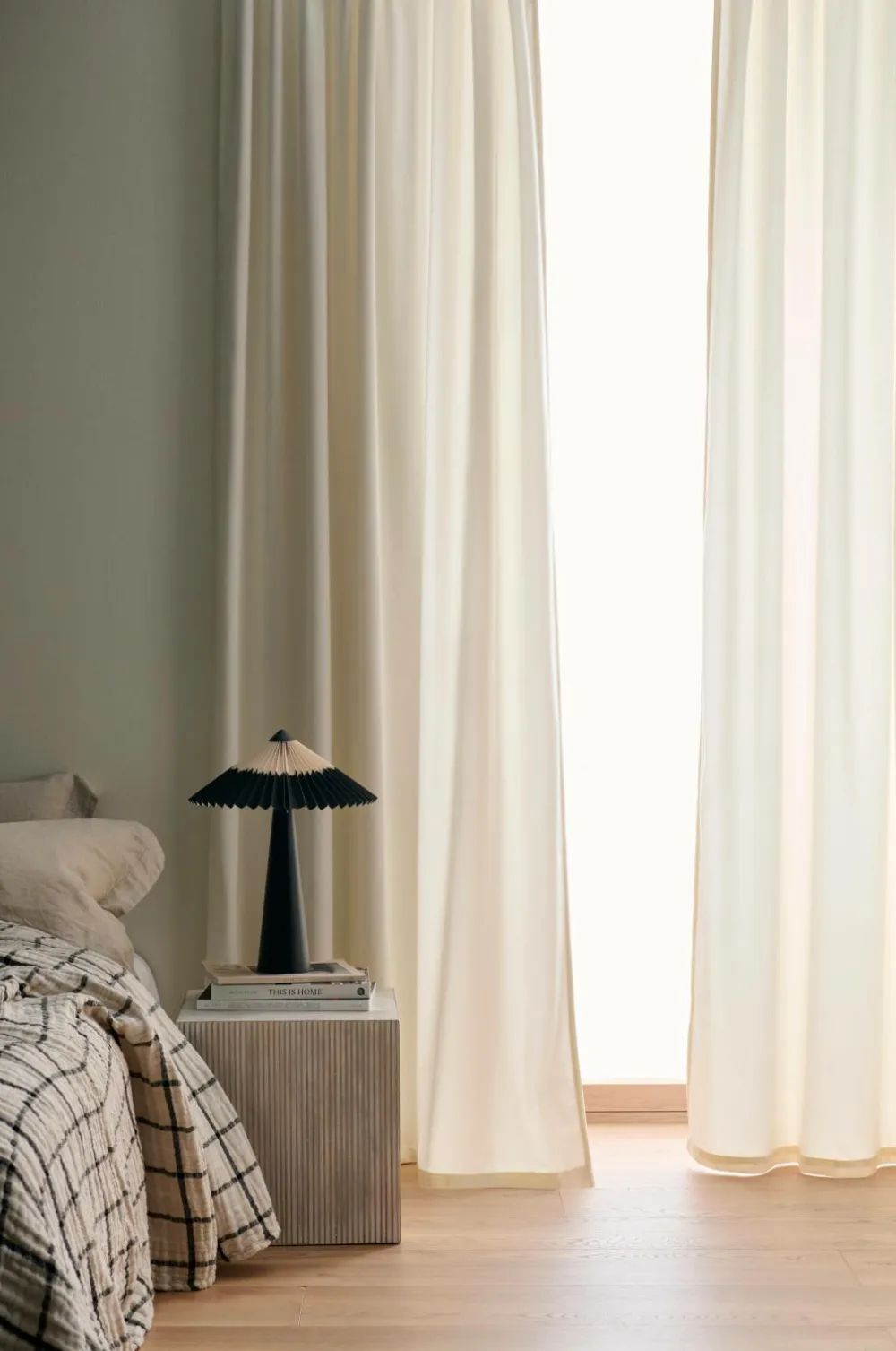 Ellos Velourgardiner|Gardinlængder Med Rynkebånd>Home Gardinlængde med multibånd Nora i velour, 2-pak Mat hvid hvid