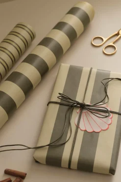 Ellos Home Gavepapir Polka 7 meter Oliven grøn/nudebeige Sale