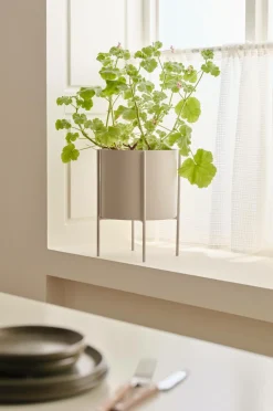 Ellos Home Potteskjuler Milton med vendbart stativ Beige