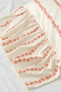 Ellos Home Pudebetræk Juliette Garland Giant Frill i vasket bomuld Abrikosrosa/creme Discount