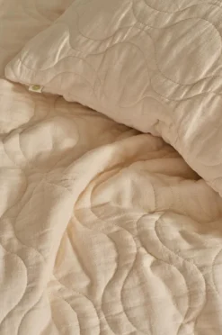 Ellos Home Pudebetræk Elly Quilted i genanvendt halvlinned Cremet hvid Sale