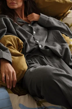 Ellos Home Pyjamasskjorte Long Sleeve Shirt Elly i genanvendt halvlinned Åskgrå Sale