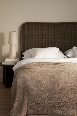 Ellos Senge & Madrasser>Home Sengegavl Helen Brun