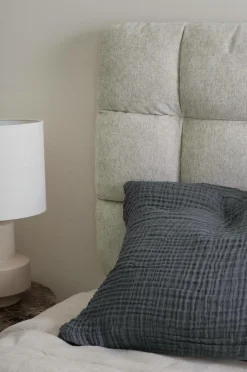 Ellos Senge & Madrasser><noscript><img width=