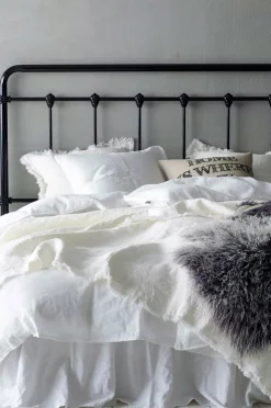 Ellos Senge & Madrasser><noscript><img width=