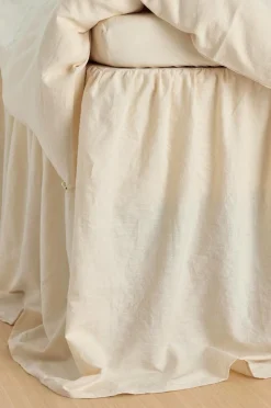 Ellos Sengekapper>Home Sengekappe Elly Frilled i genanvendt halvlinned 75 cm Cremet hvid