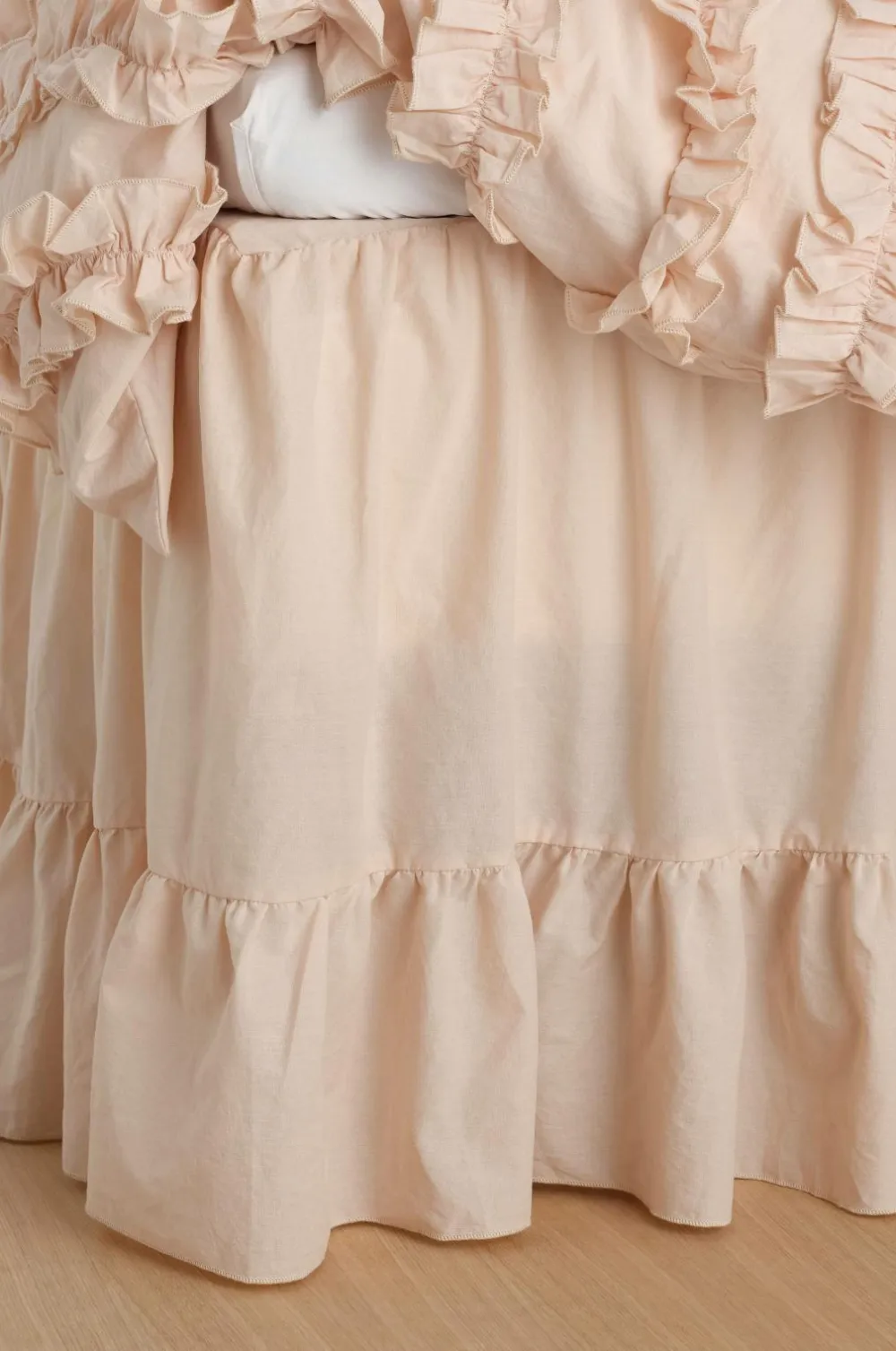 Ellos Home Sengekappe Juliette Giant i vasket bomuld 60 cm Lys hot pink Discount