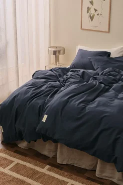 Ellos Dynebetræk|Sengesæt>Home Sengesæt Cleo i bomuldstwill 2 eller 3 stykker Mørk gråblå