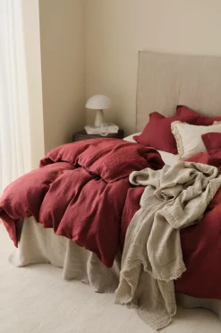 Ellos Dynebetræk|Sengesæt>Home Sengesæt Candice i vasket hør - 2 eller 3 dele Vinrød