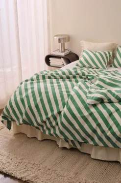 Ellos Home Sengesæt Diagonal Stripe i bomuld 2 dele Flaskegrøn Outlet