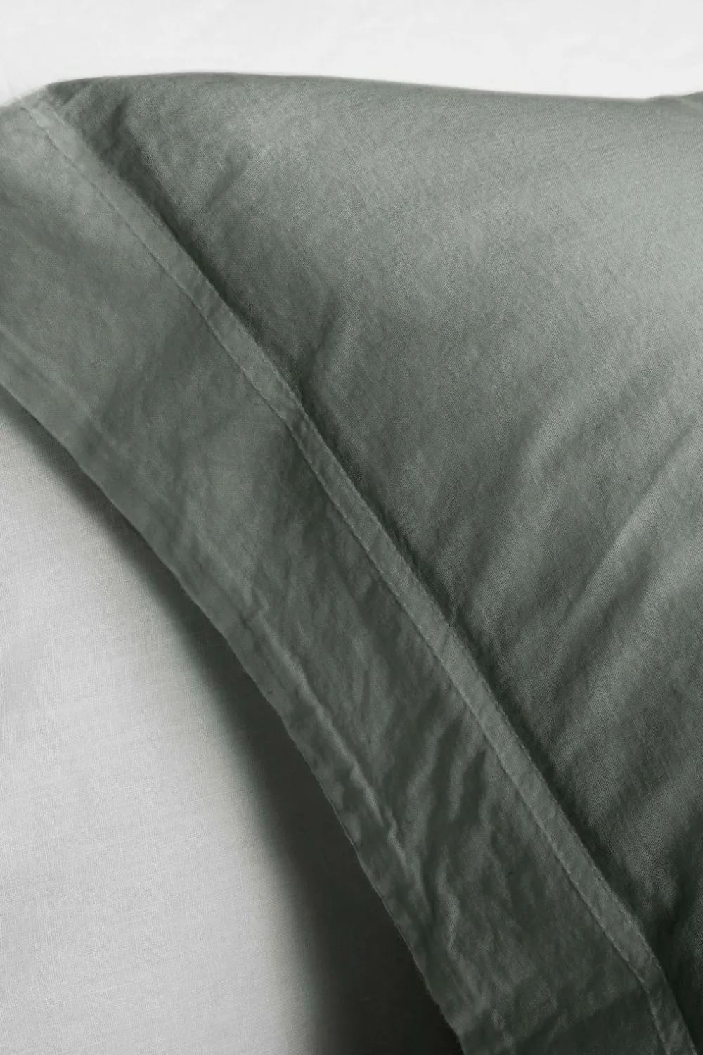 Ellos Home Sengesæt Juliette af økologisk bomuld - 2 eller 3 dele Kakigrøn Online