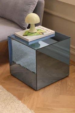 Ellos Home Sidebord Kube med spejlglas Lyseblå Best