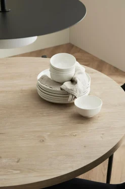 Ellos Home Spisebordssæt Gilda med 1 bord og 4 stole Natur bord/Sortstole Best